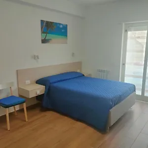 https://beach-rooms.sicilyhotelsitaly.net