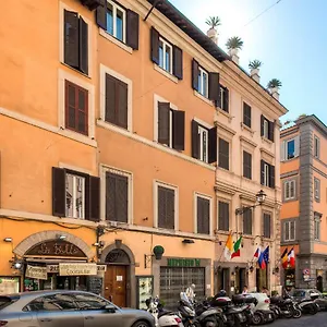 https://romefinestay-apartments-sistina.it-romehotels.com